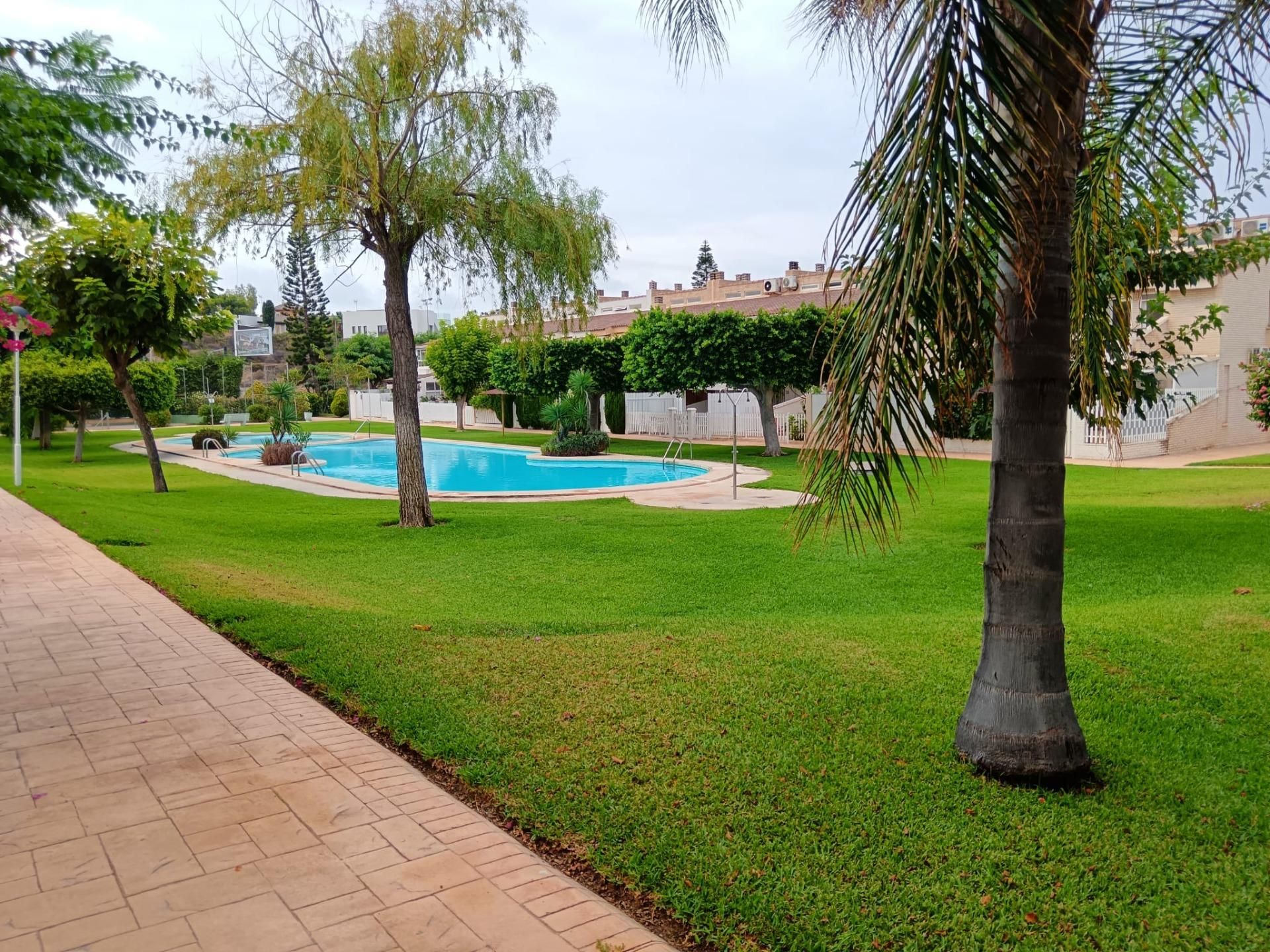 Garden of Planta baja to rent in Alicante / Alacant  with Air Conditioner, Heating and Community pool