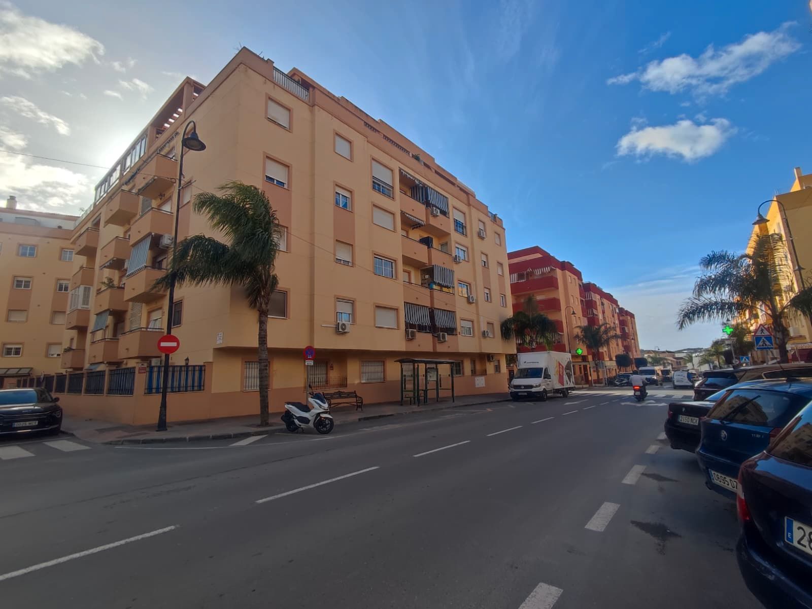 Vista exterior de Pis en venda en Mijas amb Terrassa