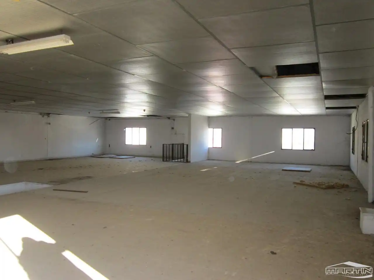 Industrial buildings for sale in Lucena