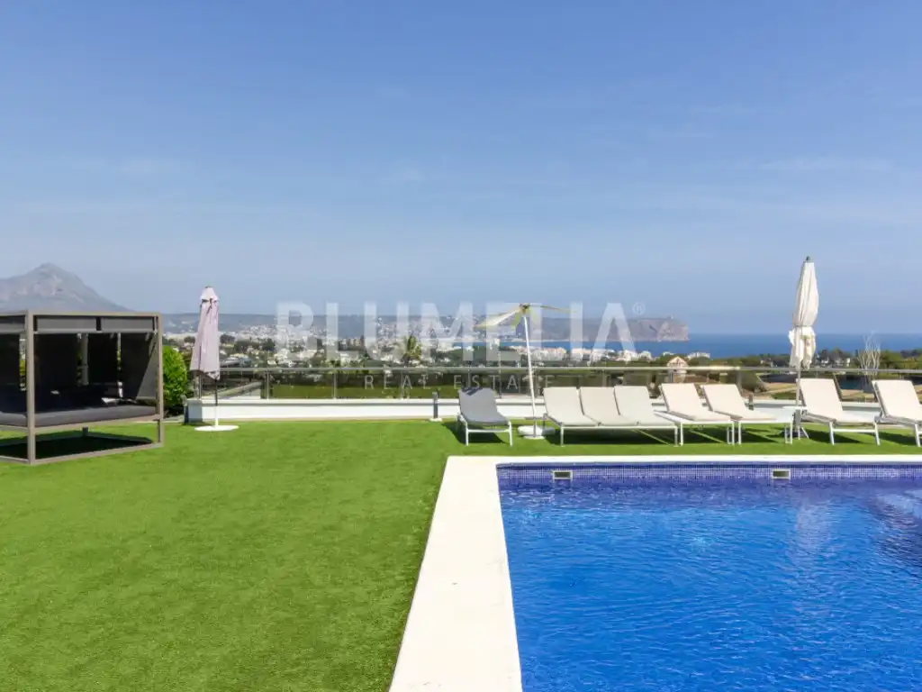 Piscina de Casa o xalet en venda en Jávea / Xàbia amb Aire condicionat, Calefacció i Jardí privat