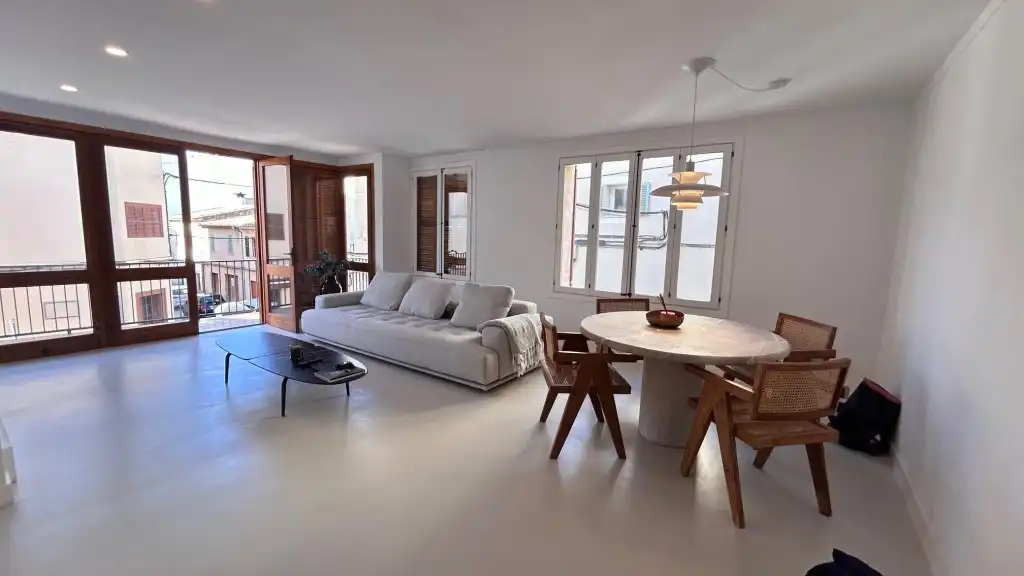 Wohnzimmer von Wohnungen zur Miete in Pollença mit Klimaanlage, Terrasse und Möbliert
