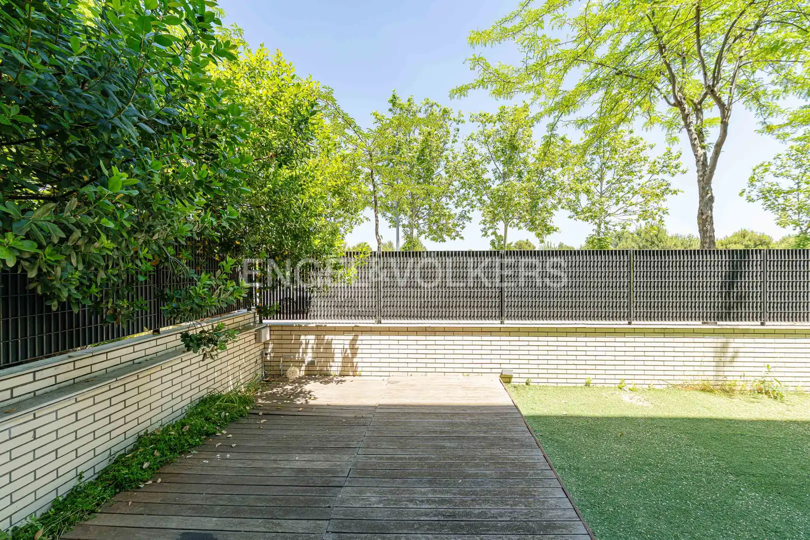 Terrassa de Pis de lloguer en Las Rozas de Madrid amb Aire condicionat, Calefacció i Jardí privat