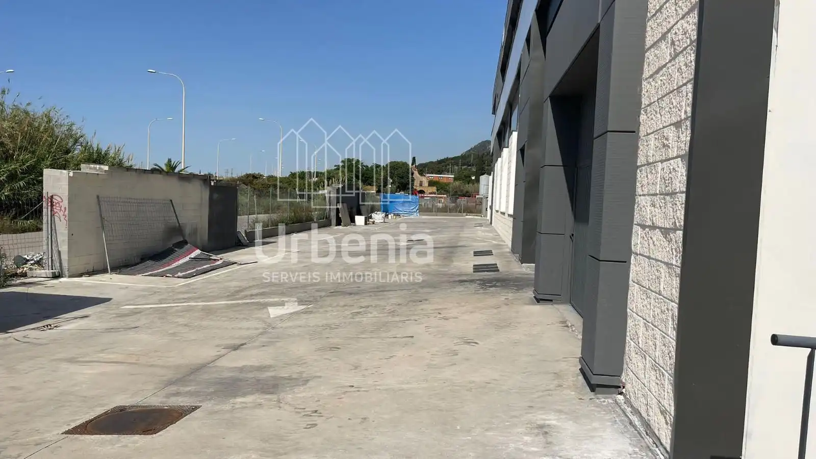 Vista exterior de Nave industrial en venta en Cabrera de Mar
