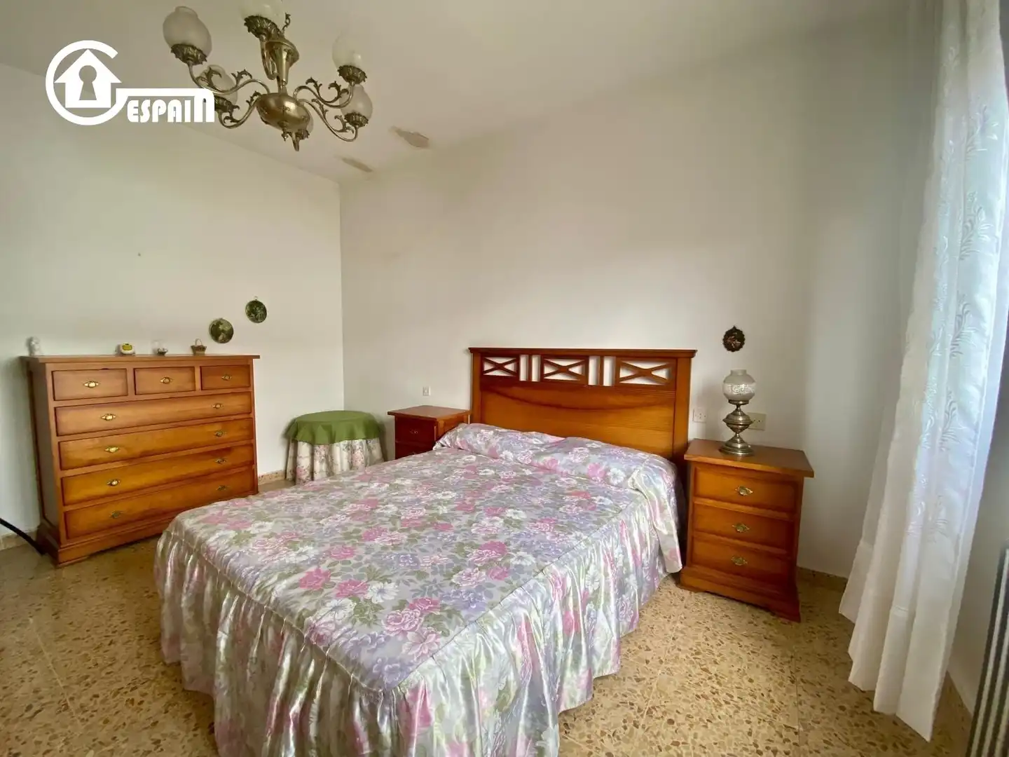 Habitación de Casa adosada en venta en Lillo con Calefacción, Jardín privado y Terraza