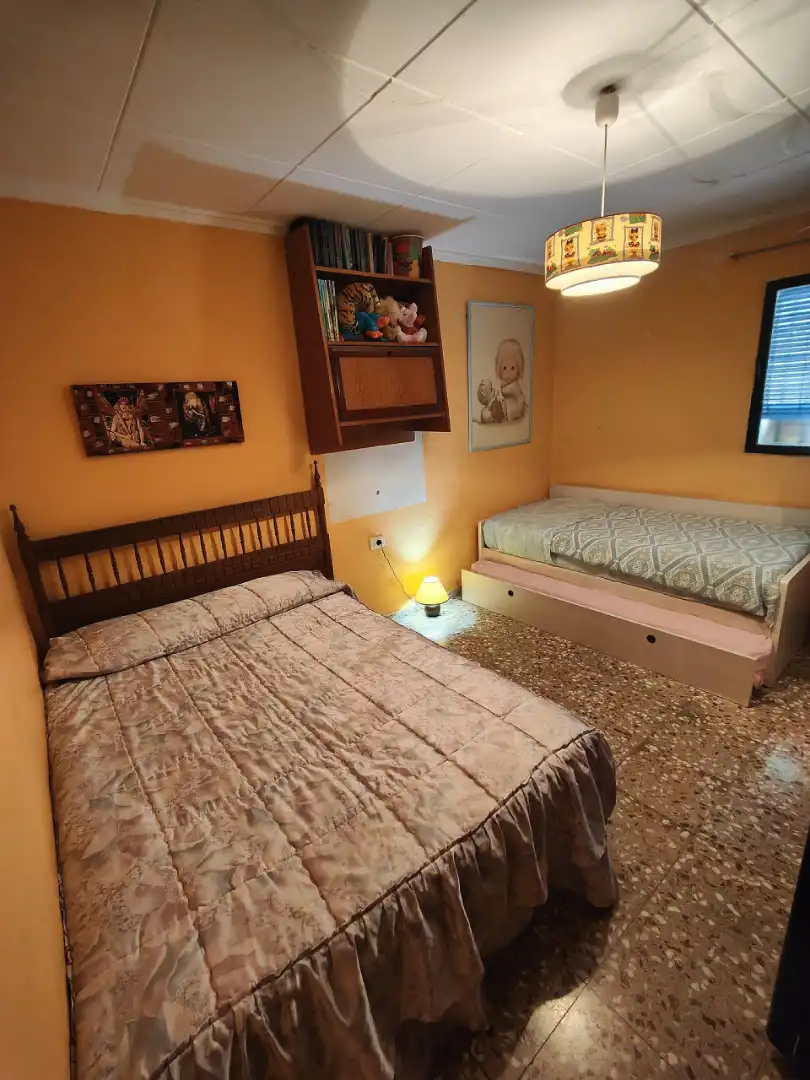 Dormitori de Casa o xalet en venda en Yecla amb Jardí privat, Terrassa i Piscina