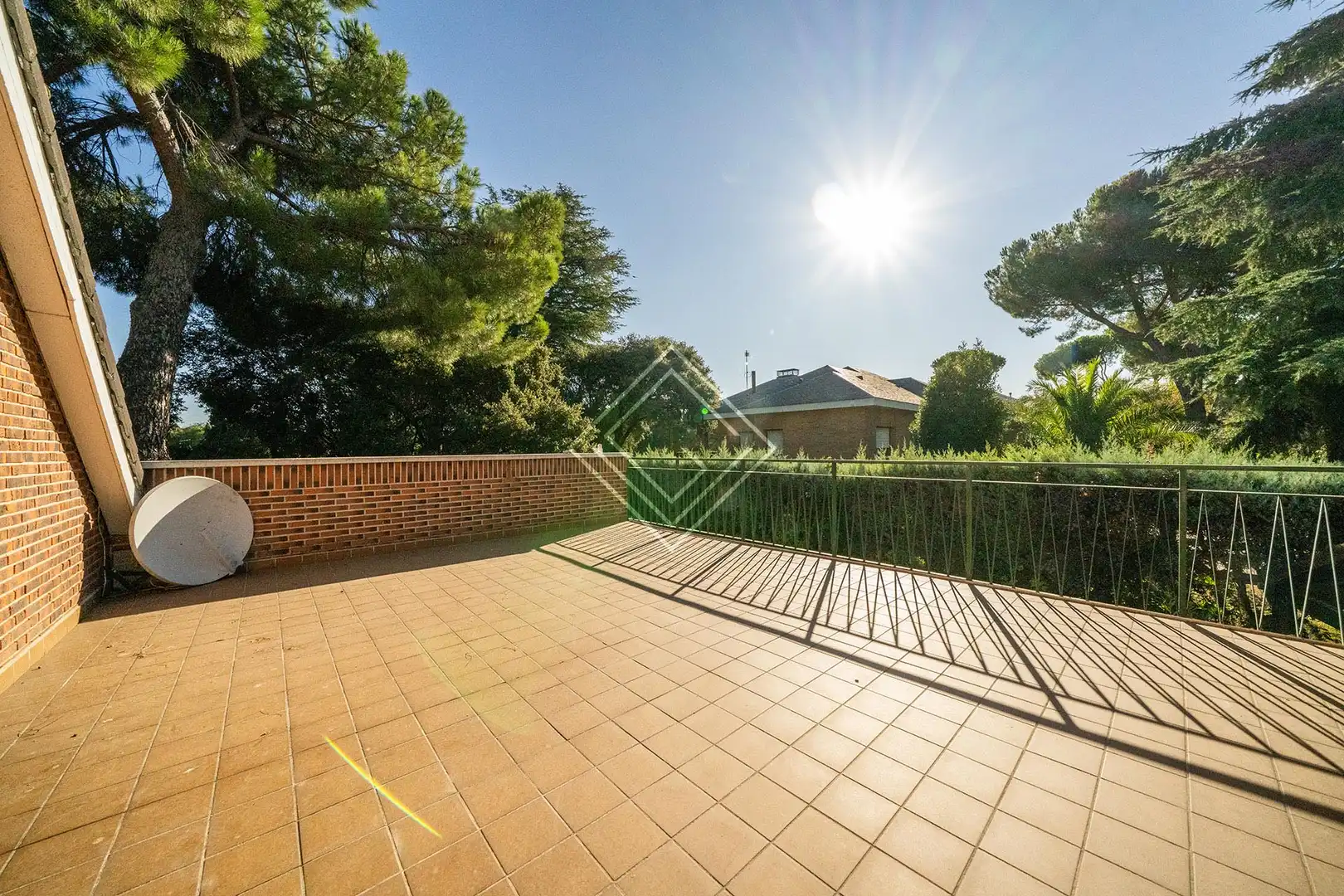 Jardín de Casa o chalet en venta en Pozuelo de Alarcón con Aire acondicionado, Calefacción y Jardín privado