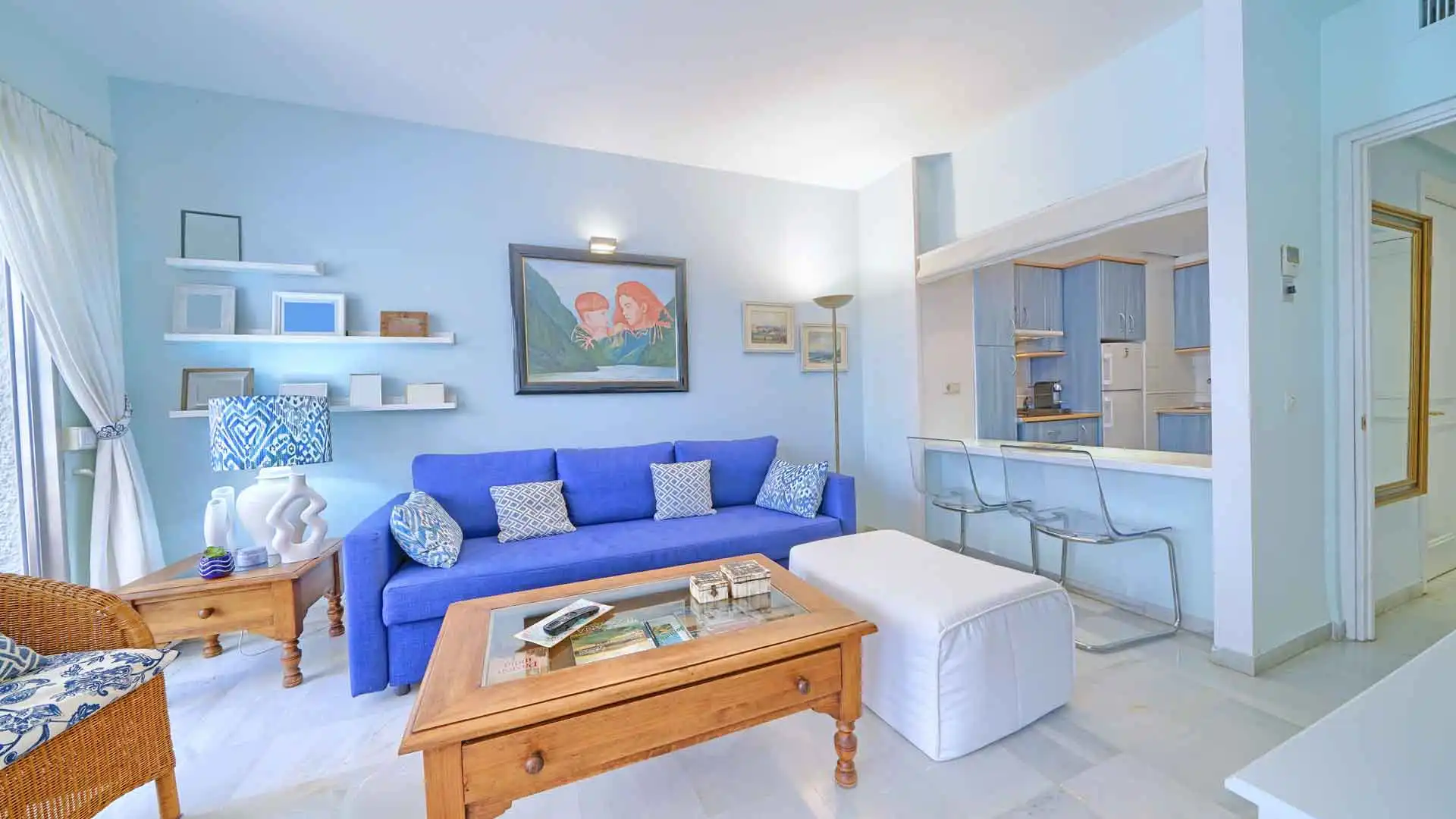 Sala de estar de Apartamento en venta en Marbella con Aire acondicionado, Terraza y Piscina