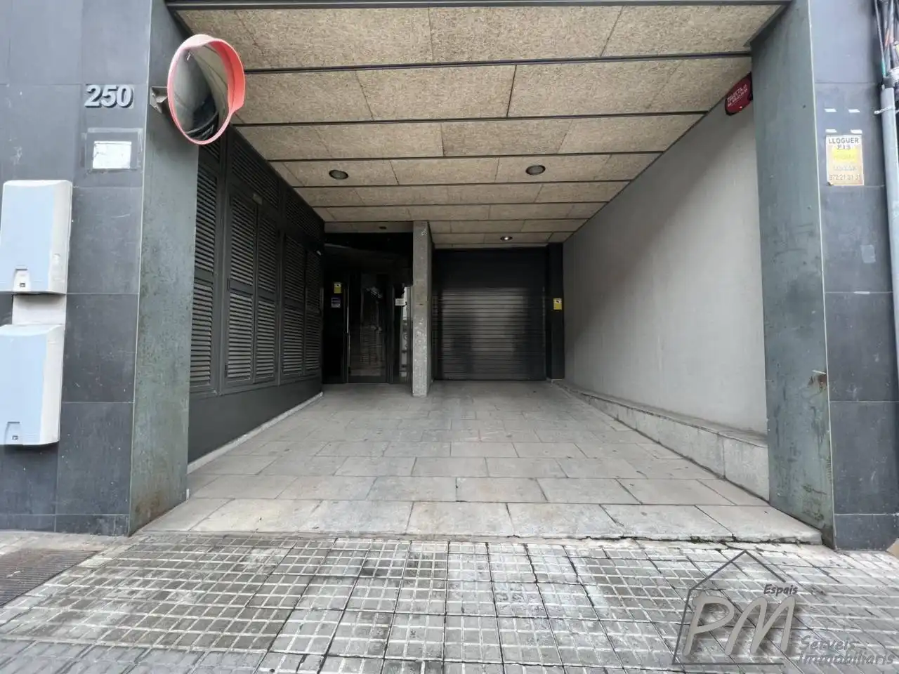 Parking à louer à Eixample Sud – Migdia, imagen 4