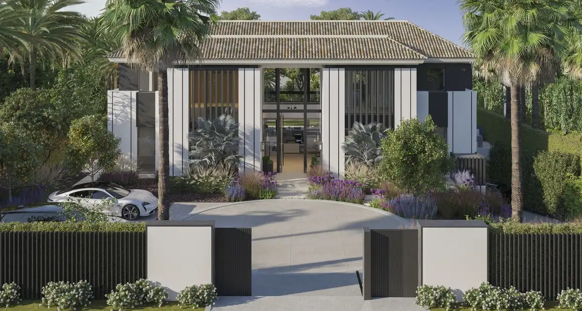 Vista exterior de Casa o xalet en venda en Marbella amb Aire condicionat, Jardí privat i Terrassa