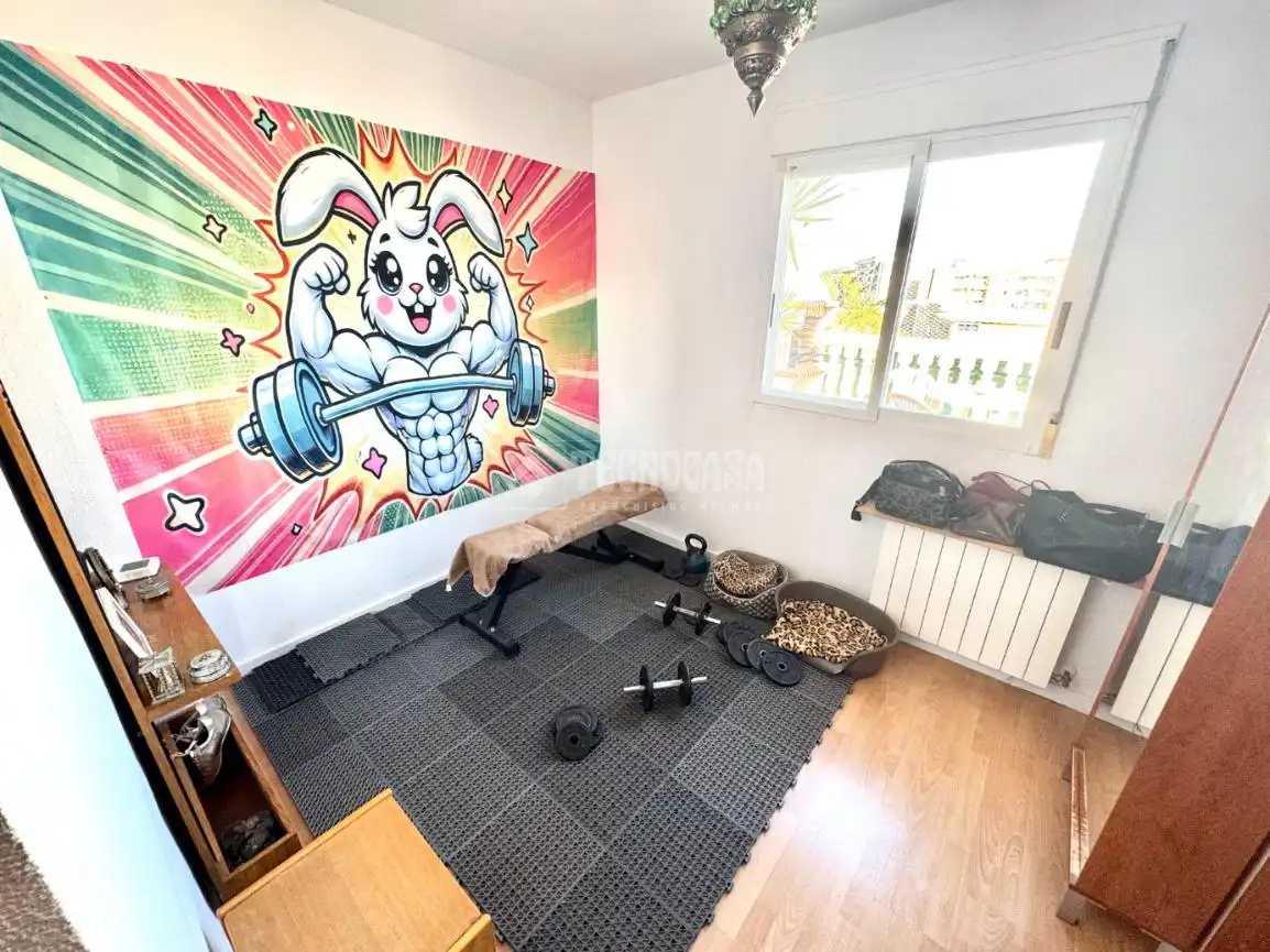 Bedroom of Attic for sale in Paterna  with Air Conditioner, Parquet flooring and Terrace