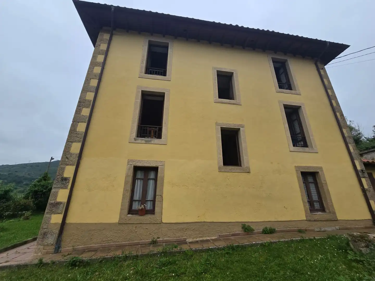 Vista exterior de Casa o chalet en venta en Peñamellera Baja con Calefacción, Jardín privado y Trastero