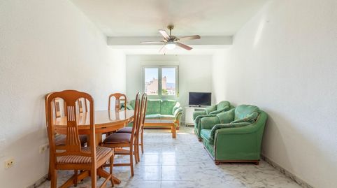 Foto 4 de Piso en venta en California, Ciudad Jardín - Tagarete - El Zapillo, Almería Capital
