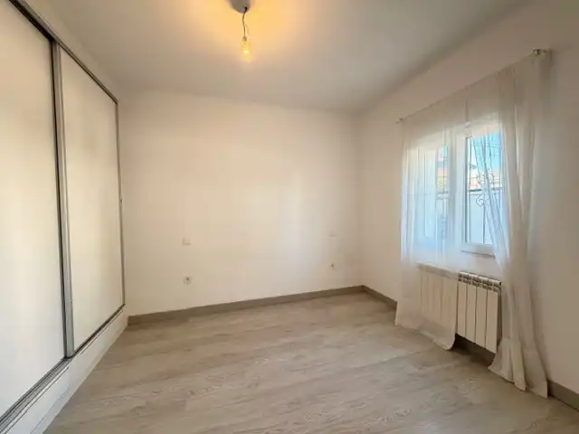 Dormitori de Casa adosada en venda en San Blas