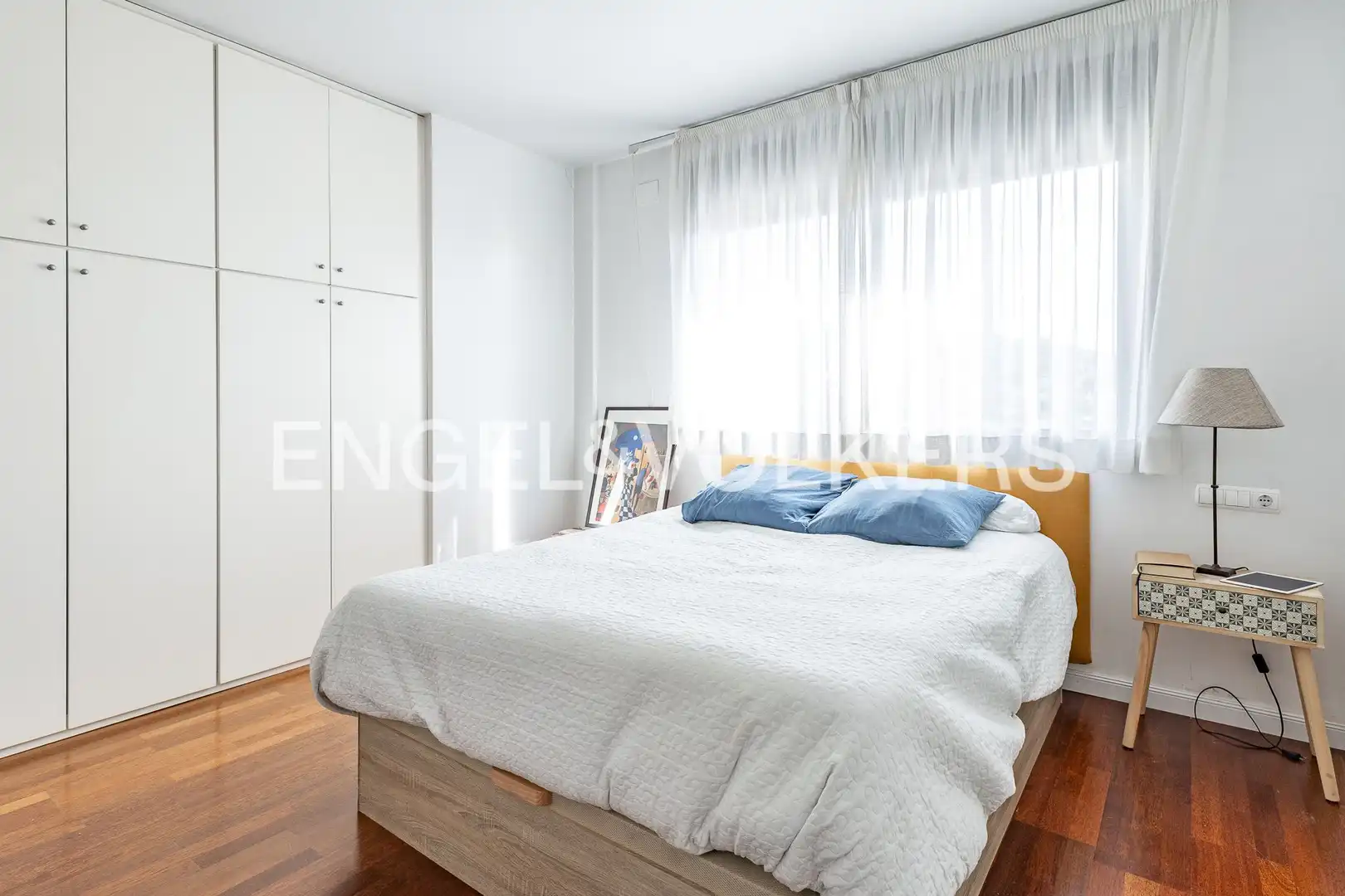 Habitación de Casa adosada de alquiler en Tiana con Aire acondicionado, Calefacción y Jardín privado
