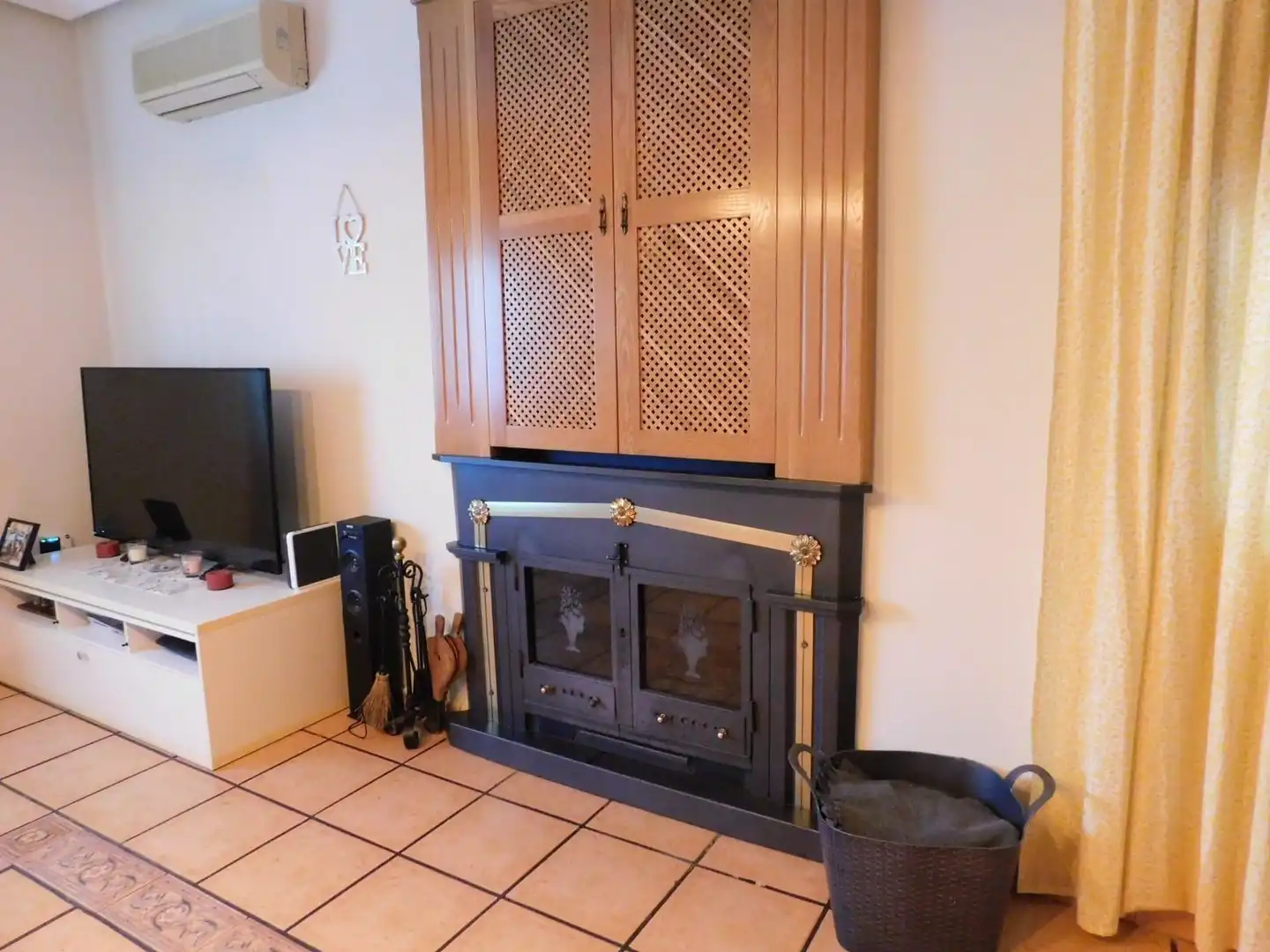 Sala de estar de Casa o chalet en venta en Palomeque con Aire acondicionado, Calefacción y Jardín privado
