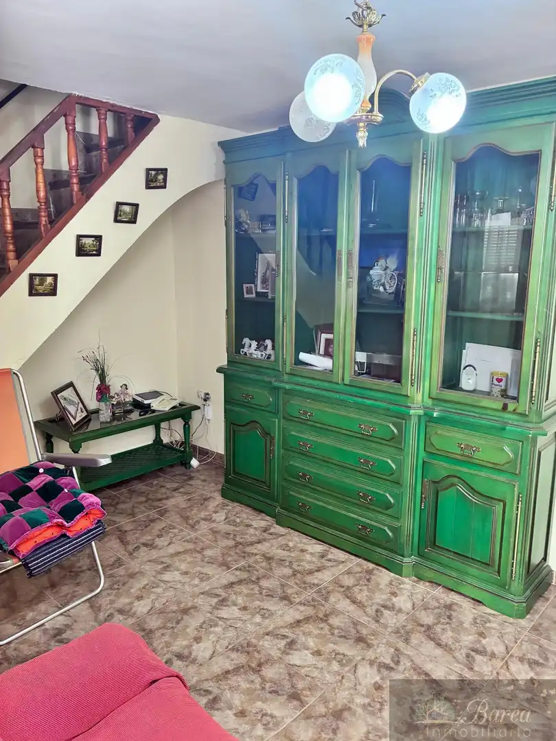Sala de estar de Casa o chalet en venta en Rute con Trastero y Amueblado