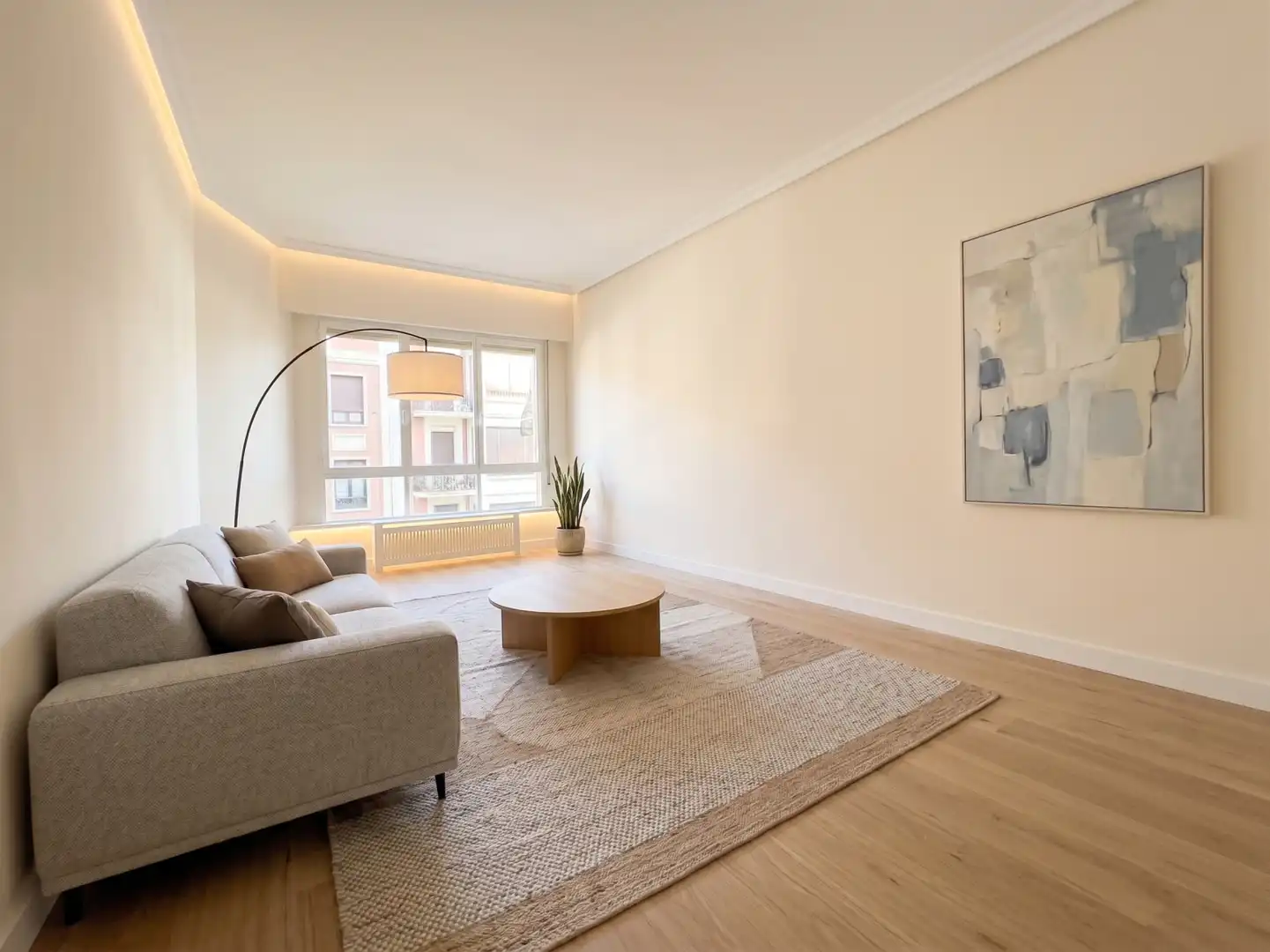 Sala de estar de Piso en venta en  Logroño con Calefacción y Parquet