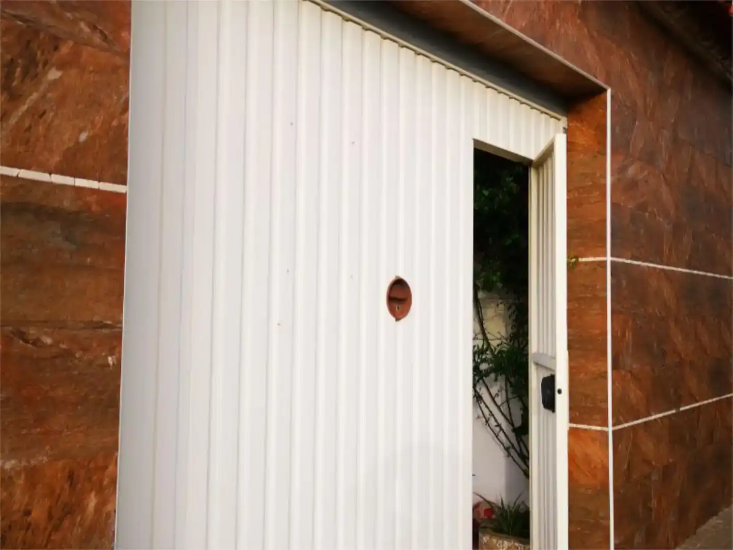 Vista exterior de Piso en venta en El Campillo (Huelva) con Trastero
