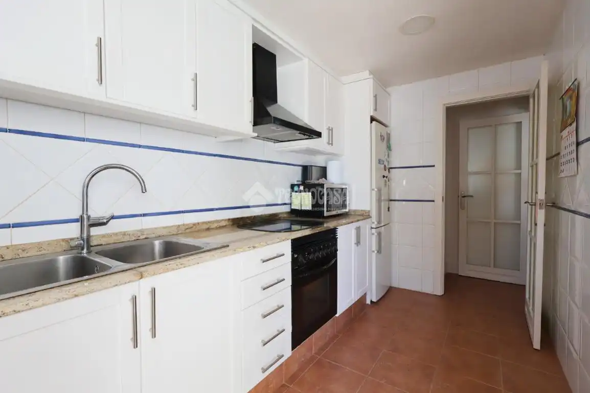 Cocina de Casa adosada en venta en Sagunto / Sagunt con Aire acondicionado, Calefacción y Terraza