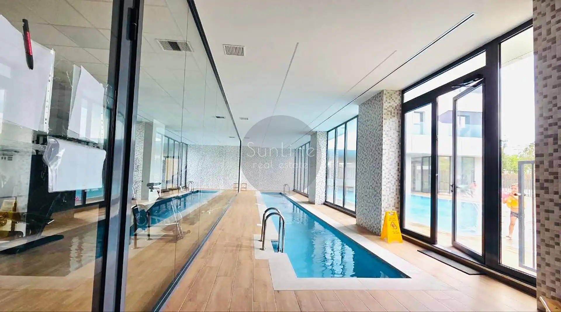 Piscina de Piso de alquiler en Valencia con Aire acondicionado, Terraza y Trastero