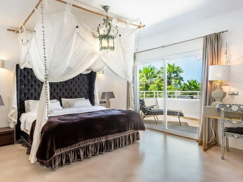 Habitación de Casa o chalet de alquiler en Santa Eulària des Riu con Jardín privado, Parquet y Terraza