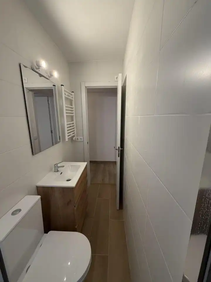 Baño de Planta baja en venta en Madrid con Calefacción
