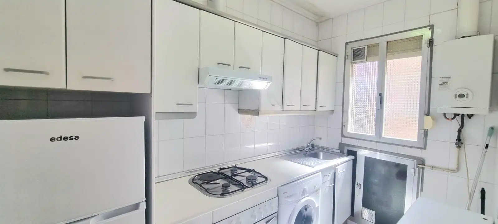 Cocina de Piso de alquiler en Madrid con Calefacción y Amueblado
