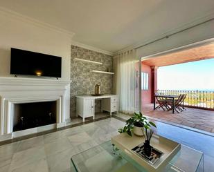 Living room of Apartment to rent in Benahavís  with Air Conditioner, Terrace and Swimming Pool