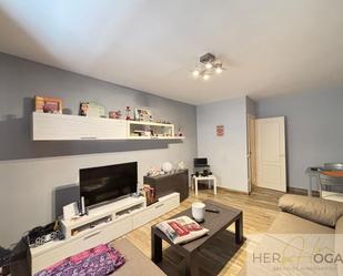 Living room of Flat for sale in  Toledo Capital  with Air Conditioner and Heating