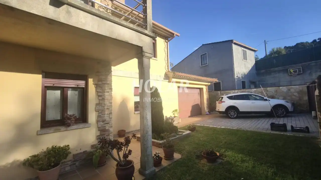 Vista exterior de Casa o chalet en venta en Vigo  con Jardín privado, Terraza y Trastero