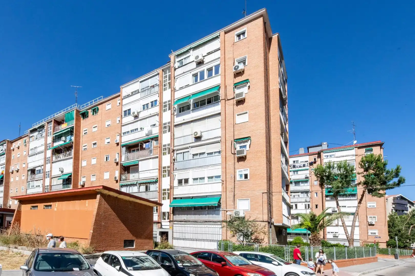 Exterior view of Flat for sale in Madrid  with Air Conditioner, Heating and Parquet flooring