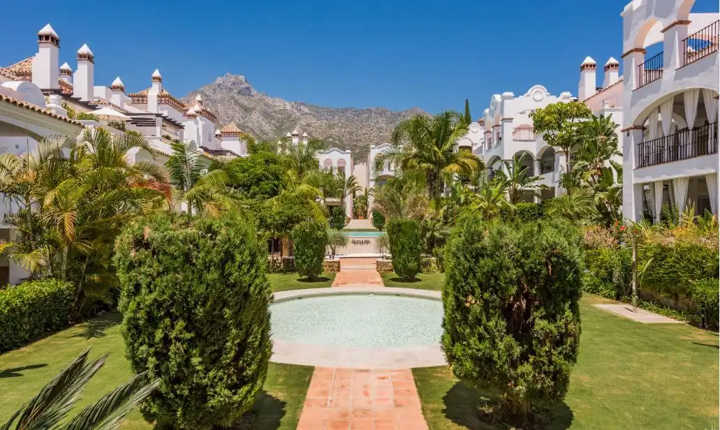 Jardí de Apartament de lloguer en Marbella amb Aire condicionat, Calefacció i Parquet