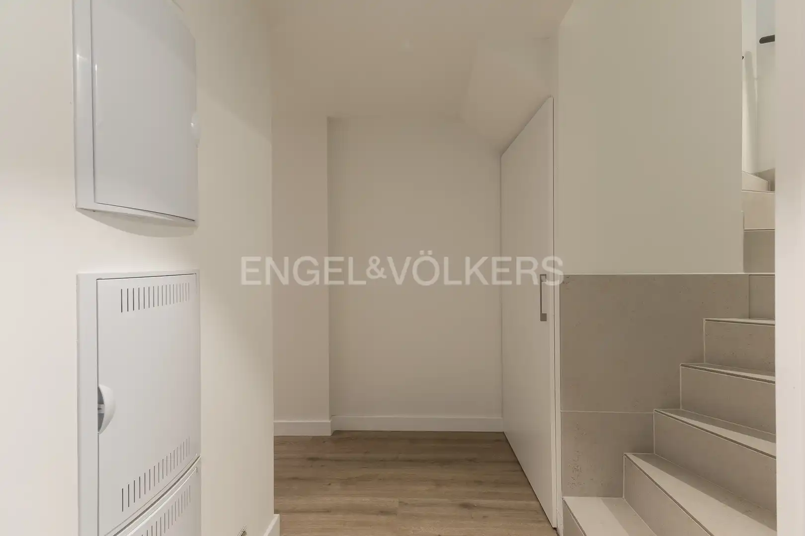 Apartments for sale in Barcelona  with Air Conditioner, Heating and Private garden