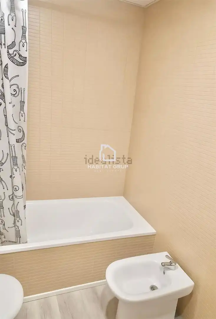 Badezimmer von Wohnung zum Verkauf in Mont-roig del Camp mit Klimaanlage, Heizung und Terrasse