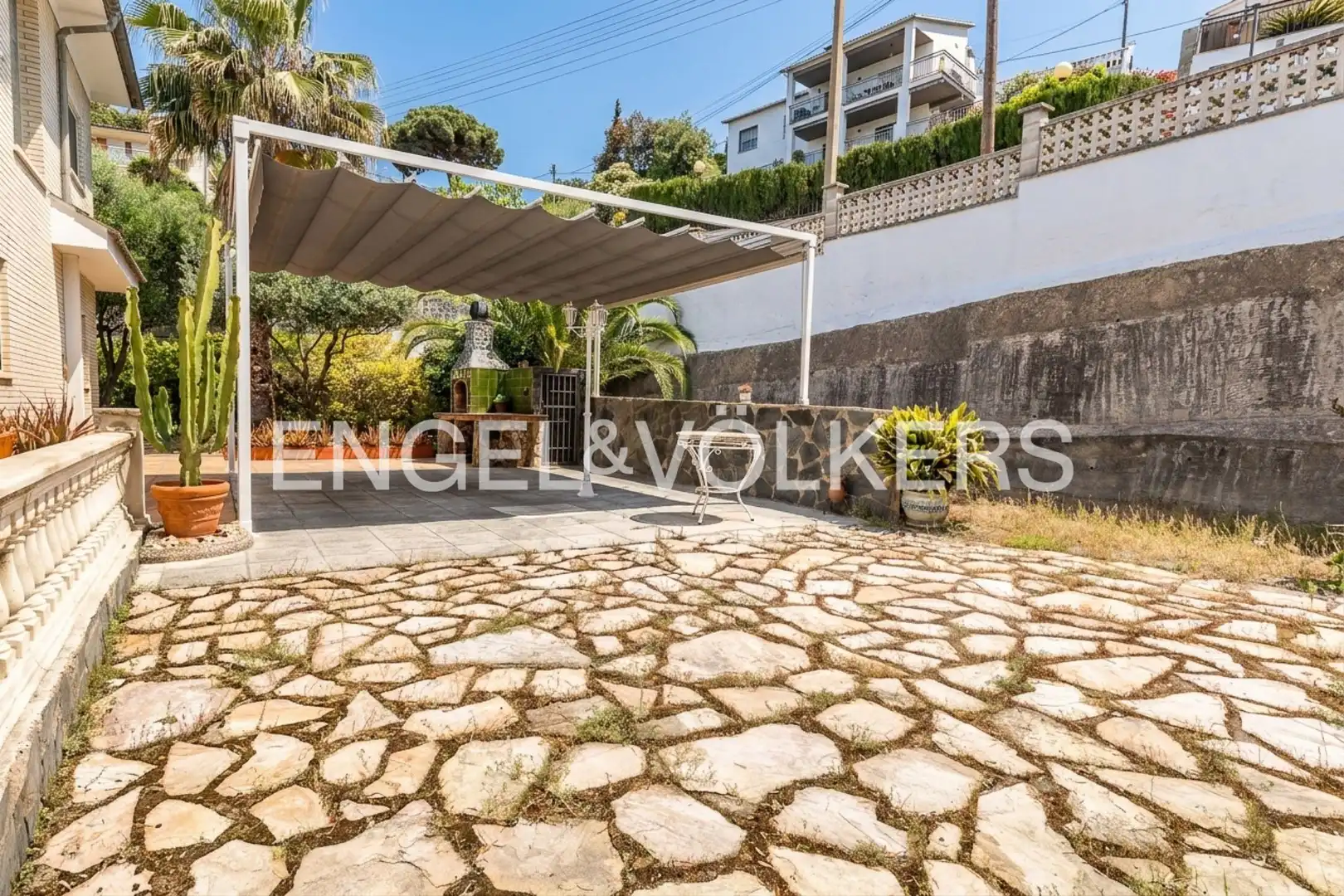 Terrace of Houses for sale in Sant Cebrià de Vallalta  with Heating, Private garden and Balcony