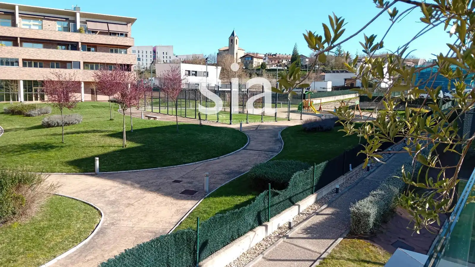 Vista exterior de Piso en venta en Vitoria - Gasteiz con Calefacción, Terraza y Trastero