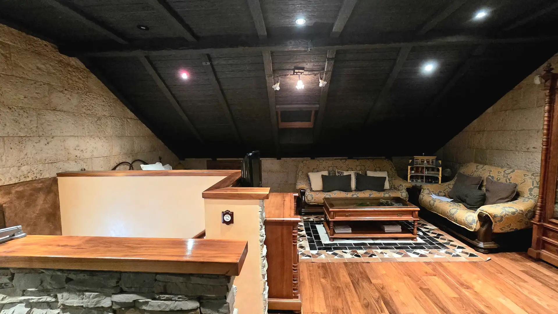 Casa adosada en venta en Alcalá de Henares con Aire acondicionado, Calefacción y Jardín privado