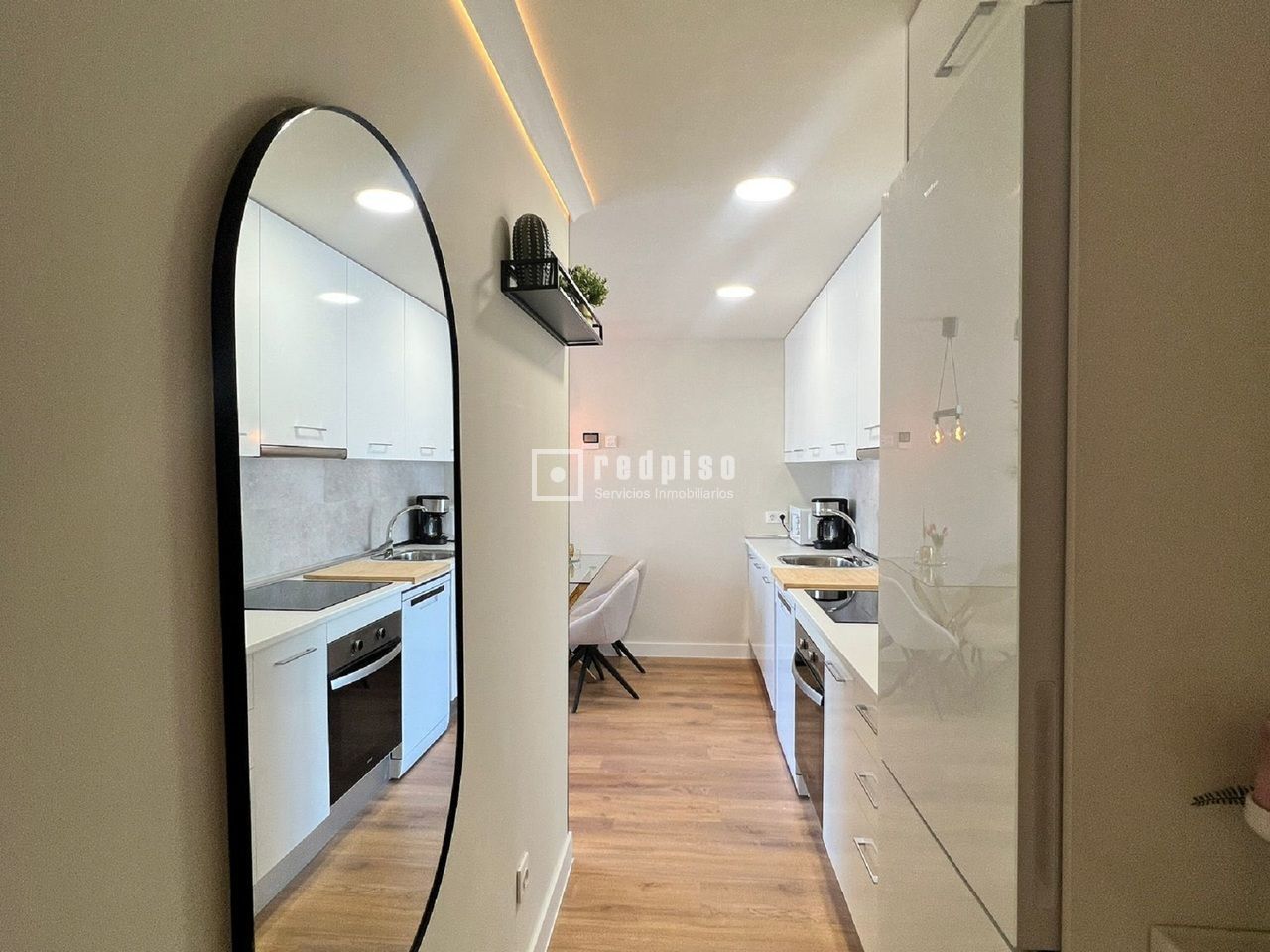 Cuina de Loft de lloguer en San Sebastián de los Reyes amb Aire condicionat, Calefacció i Parquet