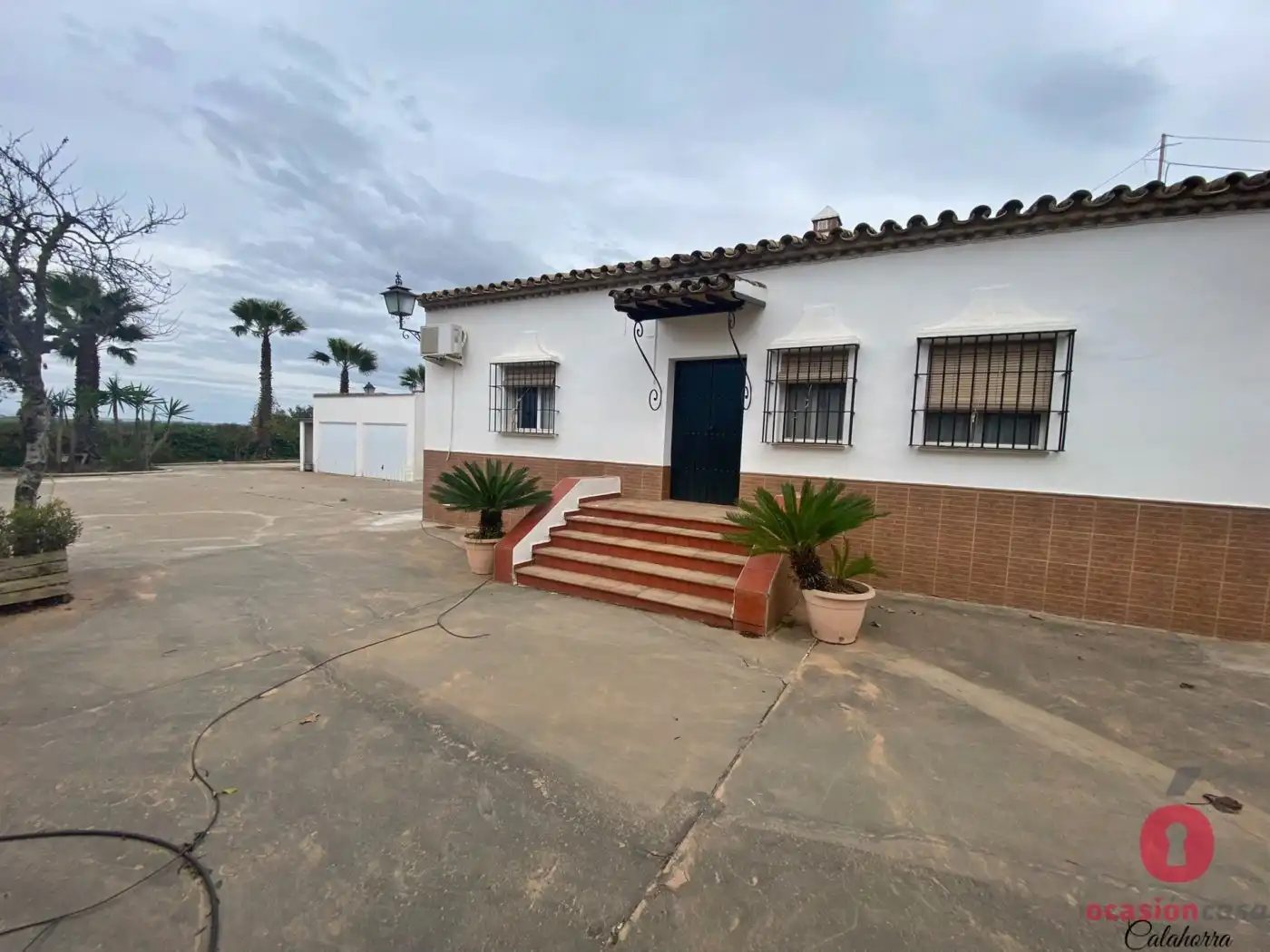 Exterior view of Country homes for sale in La Carlota  with Air Conditioner, Heating and Storage room
