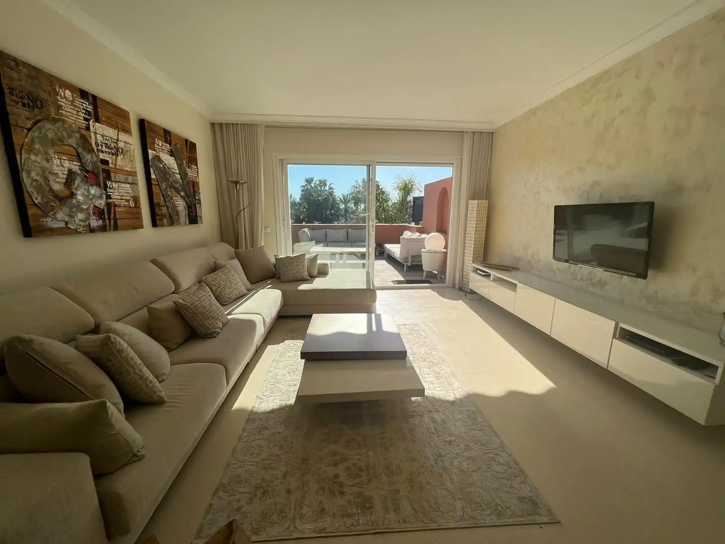 Living room of Attic for rent in Marbella  with Air Conditioner, Terrace and Swimming Pool