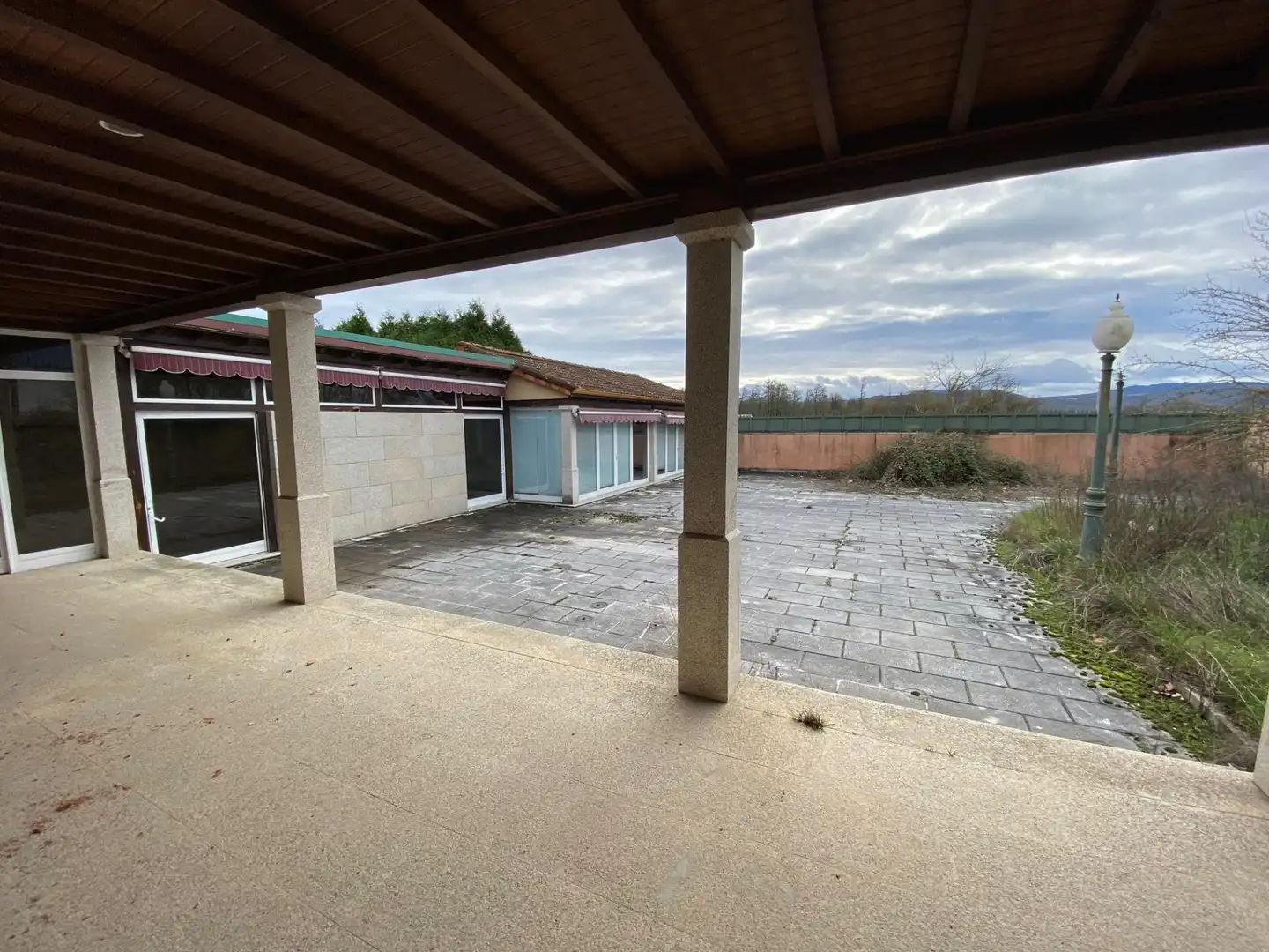 Chalet con piscina en venta en Avenida de Madrid 9, imagen 2