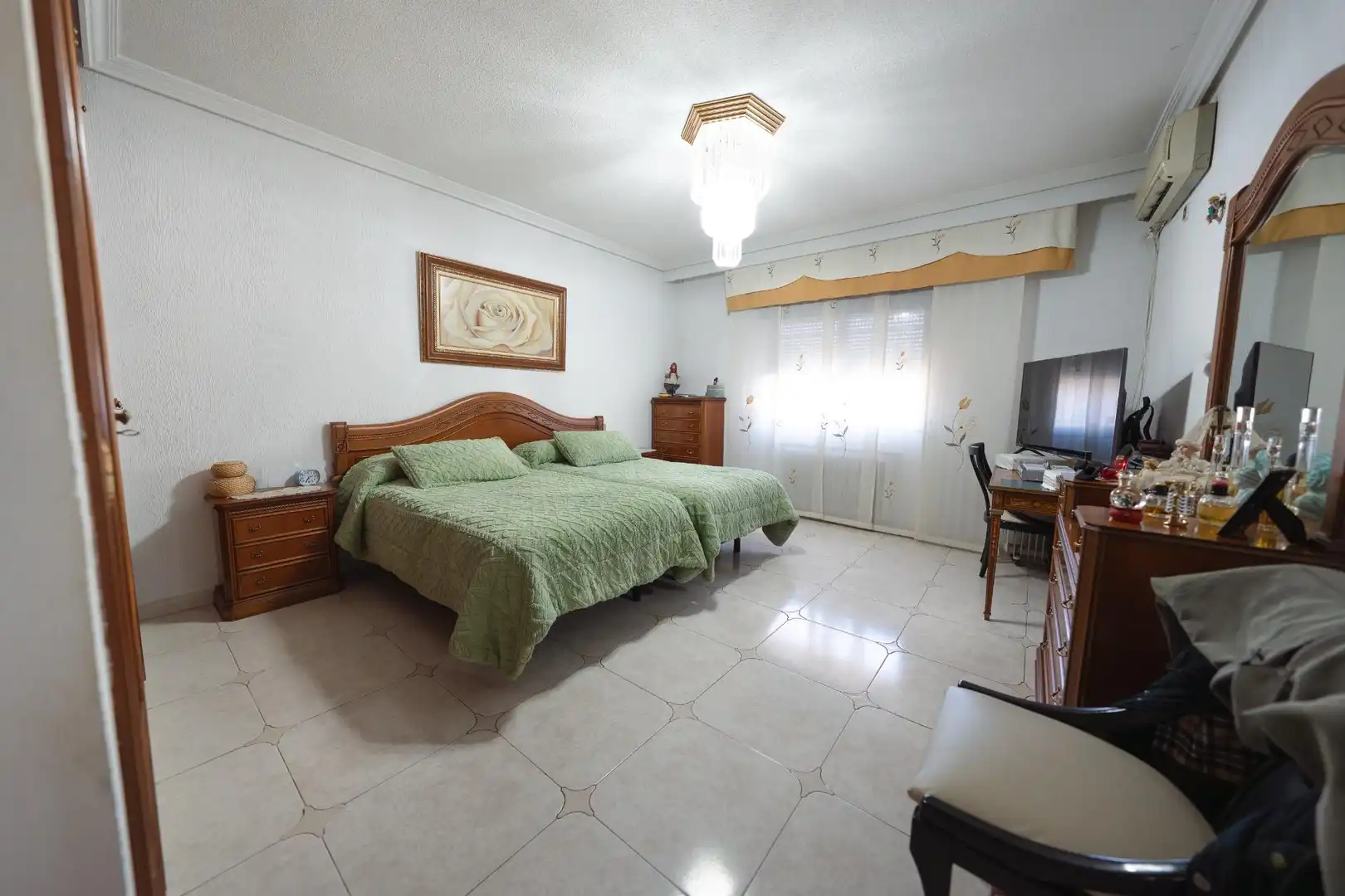 Dormitori de Finca rústica en venda en Carranque amb Aire condicionat, Calefacció i Jardí privat