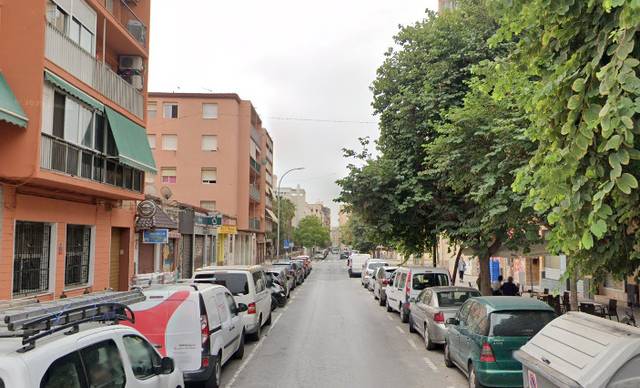 Piso en Venta en General Espartero en Carolinas Altas