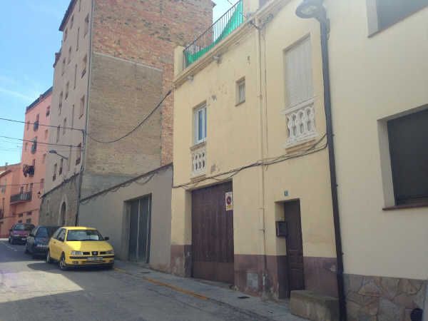 Vista exterior de Casa adosada en venda en Agramunt