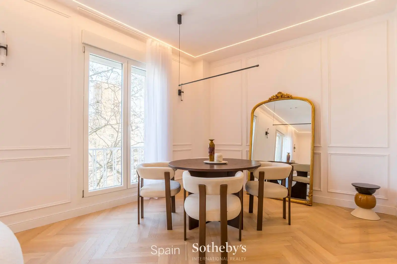 Dining room of Apartments for sale in Madrid  with Air Conditioner and Heating