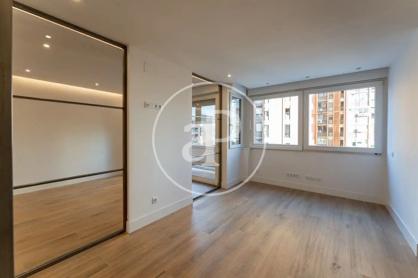 Wohnung zur Miete in C. de Orense, Cuatro Caminos - Azca