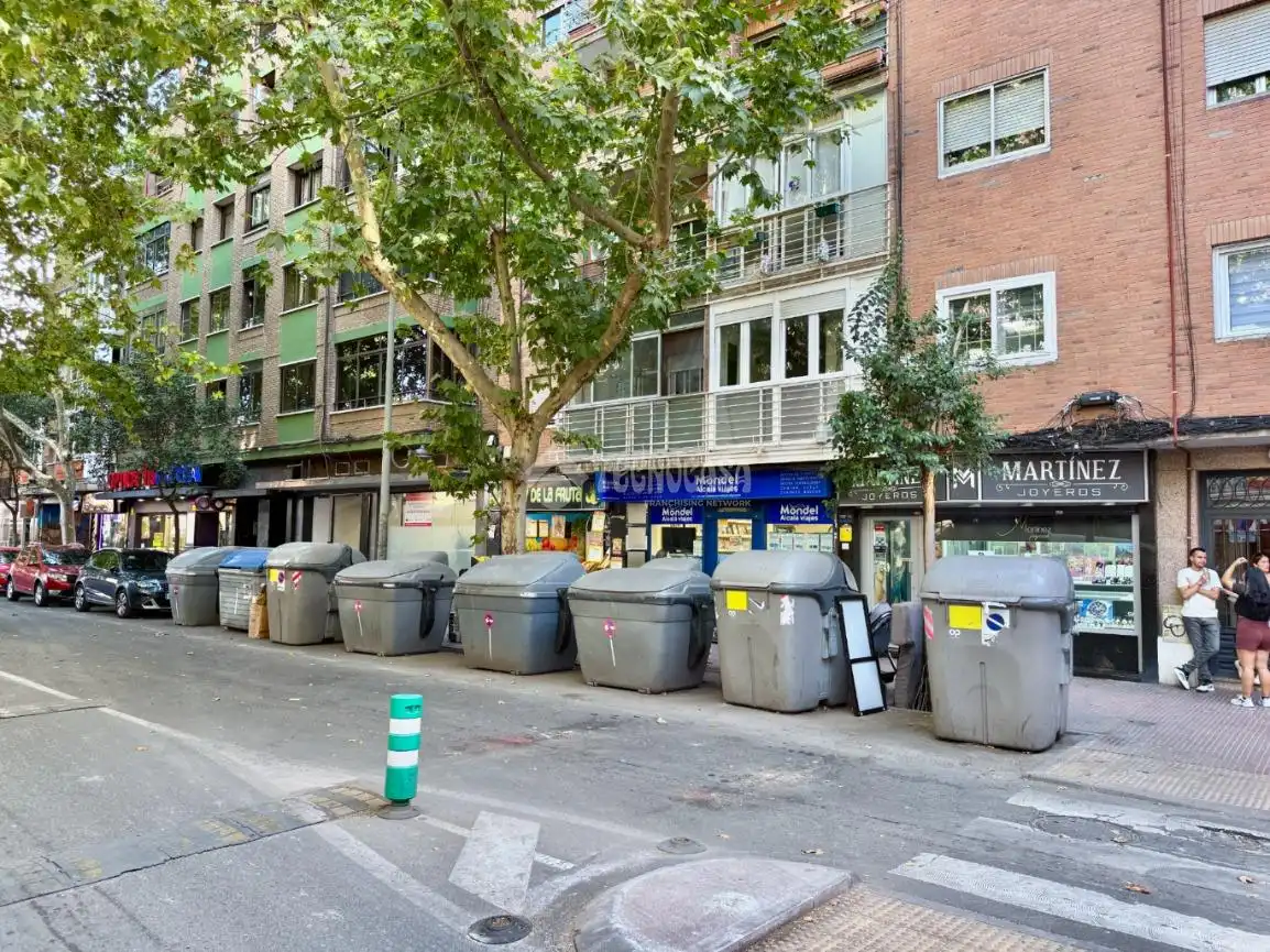 Außenansicht von Maisonette zum Verkauf in Alcalá de Henares mit Klimaanlage, Terrasse und Balkon