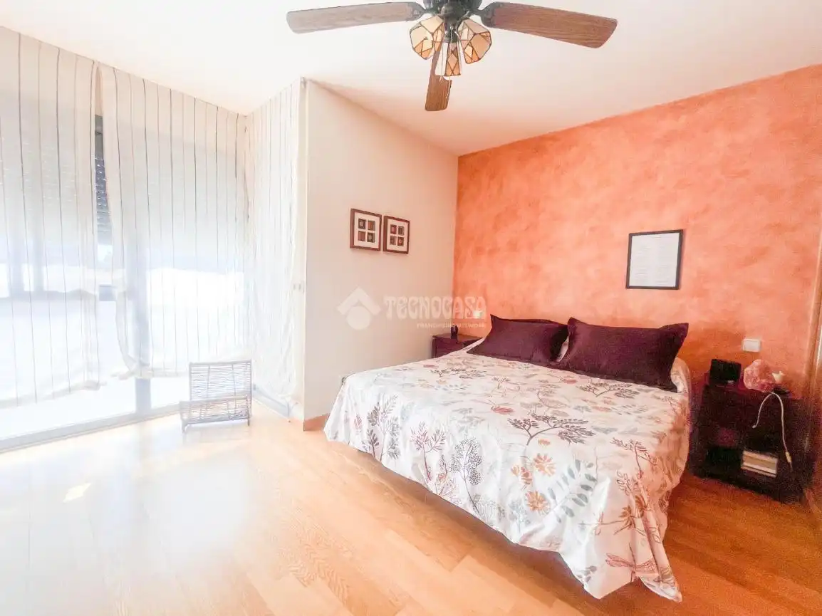 Casa aparellada amb piscina en venda a La Dehesa - El Pinar, imagen 28