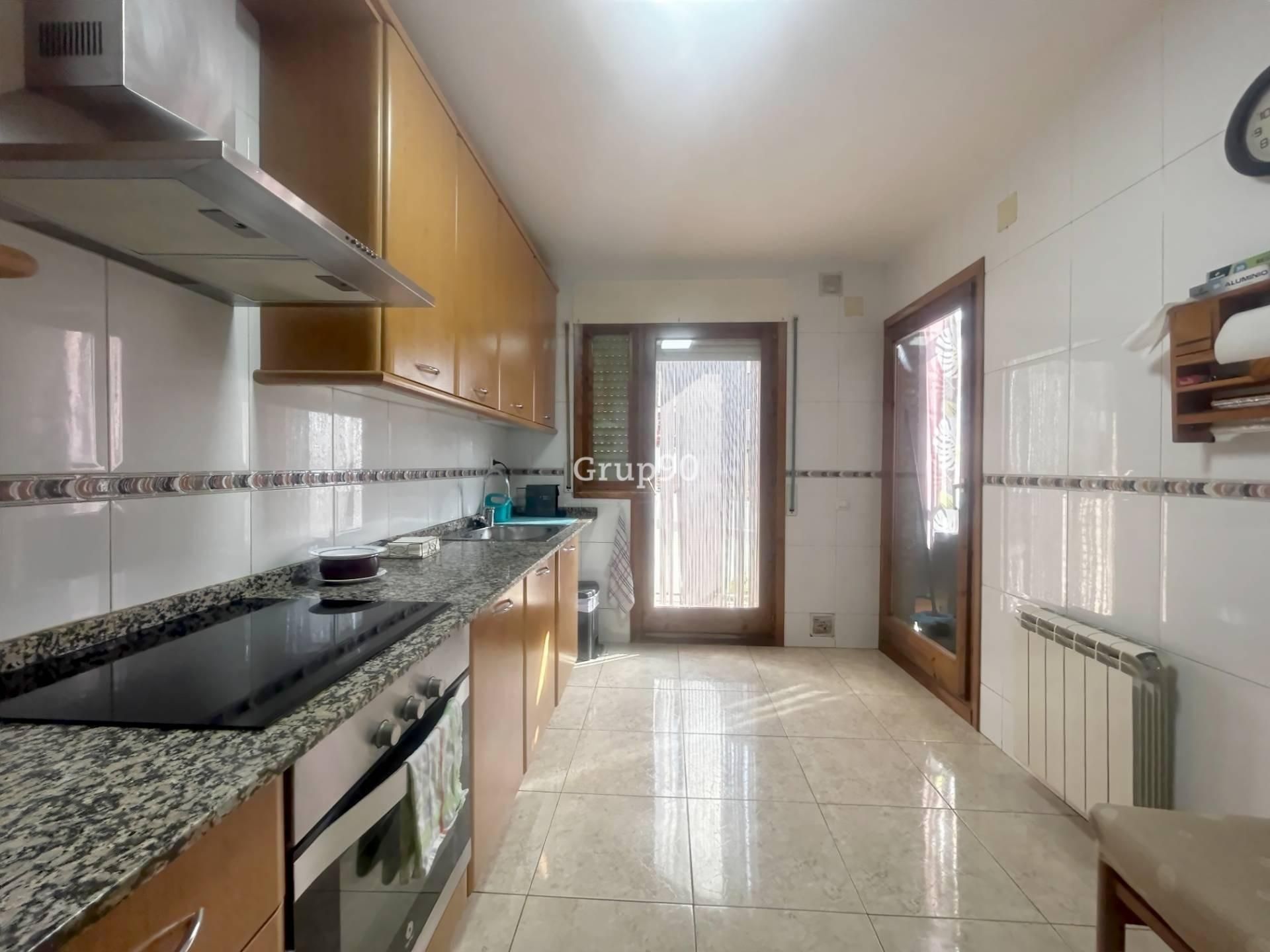 Kitchen of Flat for sale in  Lleida Capital  with Air Conditioner, Heating and Terrace