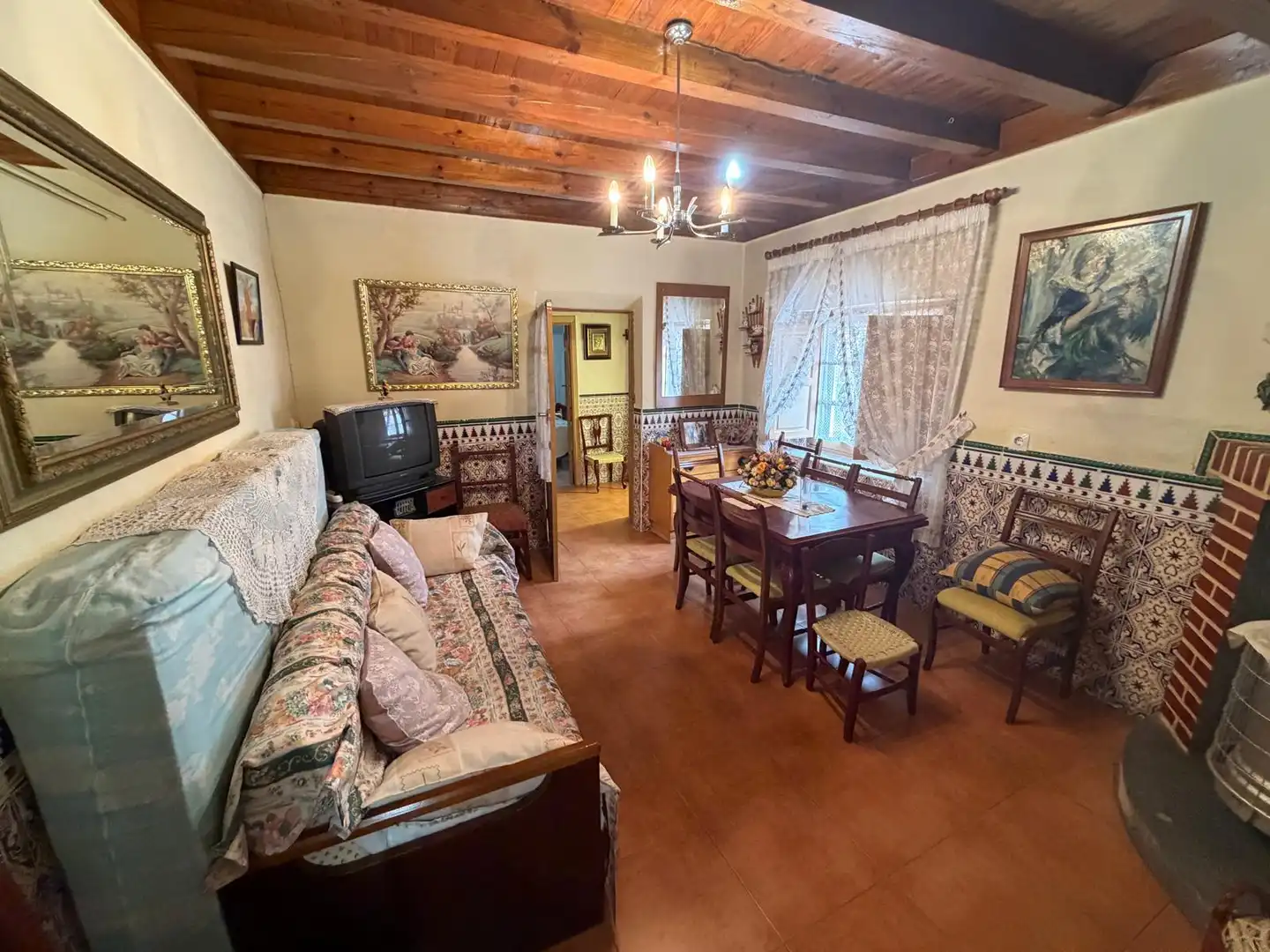 Sala d'estar de Casa adosada en venda en Tiñosillos, Ávila